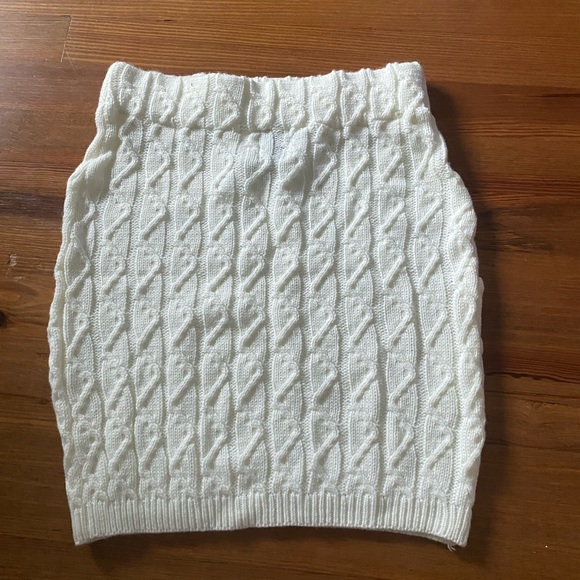 princess polly ainsly skirt - Picture 4 of 4